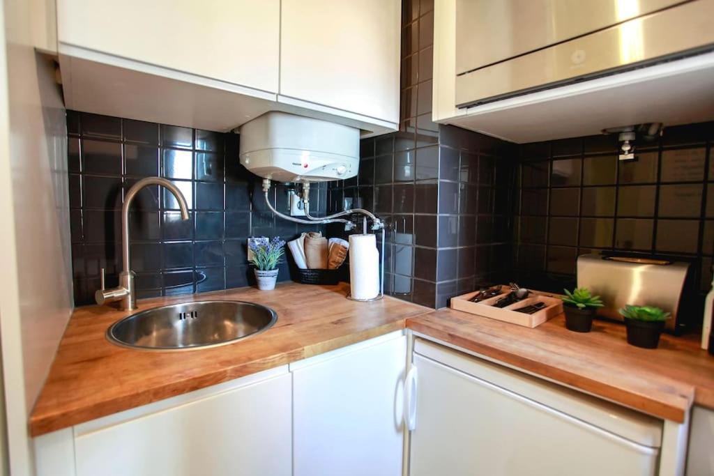 Alfama - With River View Apartment Lisbon