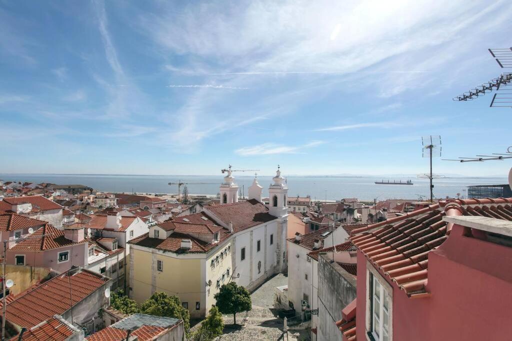 Alfama - With River View *